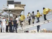 96 rescued from Channel after dinghy engine fails