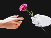 AI Relationships Bring Joy but Not Authentic Love, Experts Say