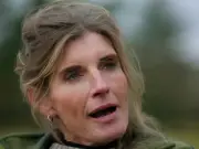 Amanda Owen calls Clive 'unbearable' in hip surgery recovery update
