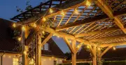 Amazon's £19.99 solar lights transform gardens, shoppers buy four sets