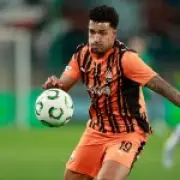 Arsenal and Man Utd scout Shakhtar striker Kaua Elias