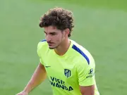 Arsenal in 'frequent contact' with Julian Alvarez as tensions grow at Atletico Madrid