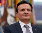 AstraZeneca's Winning Formula Needs No $400bn US Mega-Merger