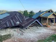 At least 20 killed as 7.7 magnitude quake hits Indonesian holiday island