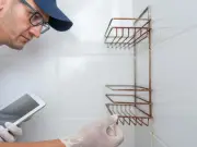 Bathroom rust melts away with 3p method expert swears by