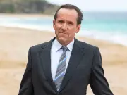 Ben Miller Wants Death in Paradise Return Despite Character's Death