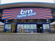 B&M's £35 Garment Rack Offers Compact Storage Solution