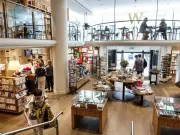 Book lover's Waterstones gripe over sticky stickers goes viral