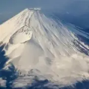 Boy, 7, left alone on Mount Fuji by his dad during hike
