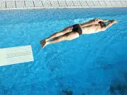 Brits warned of Speedo rule at French pools