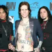 Buckcherry tour bus crash kills one; band unharmed