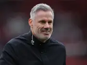 Carragher mocks Man Utd after Hull loss with GIF