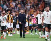 Carrick urges Manchester United calm after Hull defeat
