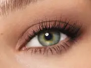 Charlotte Tilbury £27 eyeshadow stick drops to £14.73 with cashback trick