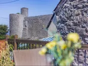 Charming North Wales Cottage Overlooks Medieval Castle