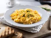 Chef reveals one ingredient swap for tastier scrambled eggs