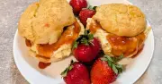 Chef's £1 Lemonade Trick Makes Fluffiest Scones Ever