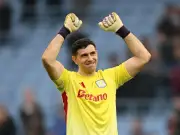 Chelsea agree £7.5m Emi Martinez deal as Alonso drops Sanchez
