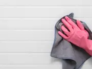 Cleaner shares fastest natural method to whiten grout in under 5 minutes
