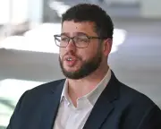 Coalition MPs Urge Halt to Labor's Right-to-Disconnect Laws