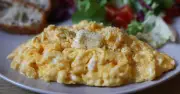 Cornstarch hack for creamy scrambled eggs revealed by chefs