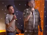 Corrie fans call Tony Maudsley's karaoke posts 'gold'