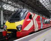 CrossCountry cancels almost all trains after power cut hits control centre