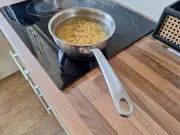 Dad ditches cheap pans for pro chef-loved set and 'feels like I'm on Hell's kitchen'