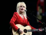 Dolly Parton Honoured at Grand Ole Opry as 9-5 Heads for UK No1