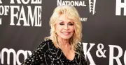 Dolly Parton offered to take experimental drugs before death, sister says