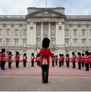 Dolly Parton's 9 To 5 played at Buckingham Palace Changing the Guard tribute