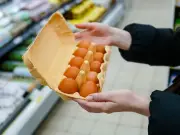 Dr Amir Khan shares egg safety tips after Salmonella outbreak