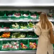 Drought makes supermarket fruit and veg smaller and stranger