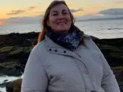 East Kilbride woman loses over 6st after knee surgery scare