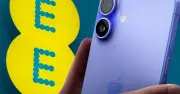 EE offers free early upgrades to nearly one million customers