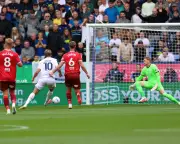 EFL roundup: Bolton beat Preston on return, Luton edge thriller