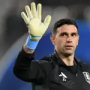Emiliano Martinez rejects other offers for Chelsea transfer