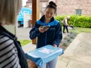 Evri announces 10,000 new jobs across UK as parcel demand grows