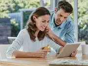 FCA warns younger investors over AI financial information