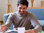 Frontline workers offered up to £85 energy switching incentives