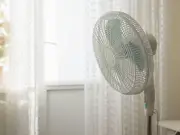 Frozen milk carton trick makes fans far more effective at cooling