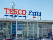 Furious Tesco Customer Calls 999 Over £6 Non-Alcoholic G&T