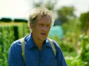 Gardeners' World fans hit out as Monty Don fails to warn about 'poisonous' sap