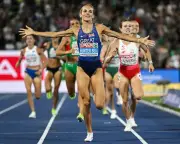 Georgia Hunter-Bell wins 1500m gold for Britain at European Championships