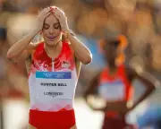 Georgia Hunter Bell wins Commonwealth Games 800m gold