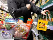 Government Responds to Petition Calling for Supermarket Food Waste Ban