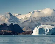 Greenland warns Trump-linked oil firm over drilling kit