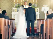 Groom Ends Wedding Hours After Discovering Bride's Sexting