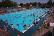 Hammersmith and Fulham urged to install lido in Ravenscourt Park