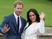 Harry and Meghan 'returning to UK with kids today'